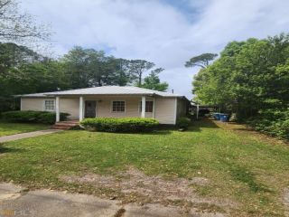 Foreclosed Home - 415 NEWCASTLE ST, 31520