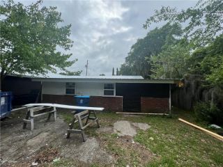 Foreclosed Home - 916 JOHNSTON ST, 31520