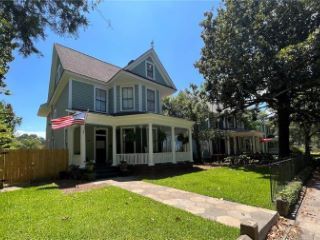 Foreclosed Home - 1120 UNION ST, 31520