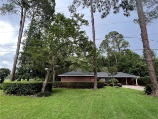 Foreclosed Home - 100 CLUB DR, 31525