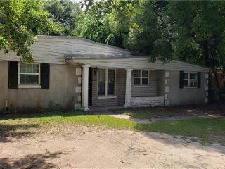 Foreclosed Home - 123 YORKSHIRE DR, 31525