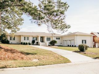 Foreclosed Home - 1601 CLUB DR, 31533