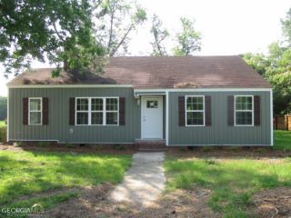 Foreclosed Home - 64 N GILL ST, 31539