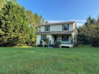 Foreclosed Home - 1925 POST RD, 31539