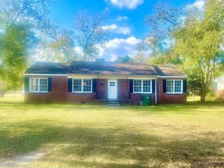 Foreclosed Home - 53 N GILL ST, 31539