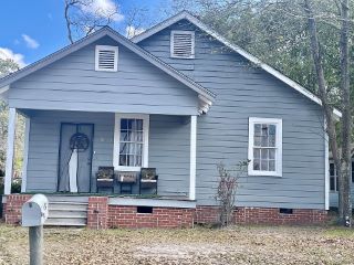 Foreclosed Home - 519 N LEE ST, 31601