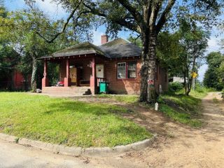 Foreclosed Home - 1703 N MONROE ST, 31701