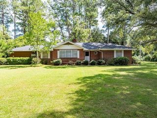 Foreclosed Home - 502 PINE BLUFF RD, 31705