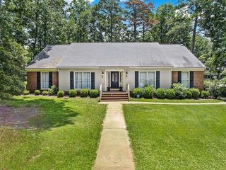 Foreclosed Home - 2800 SOMERSET DR, 31721