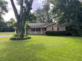 Foreclosed Home - 50 COUNTRY LAKE LN, 31757