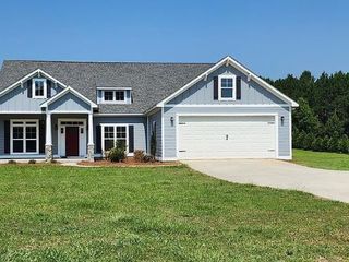 Foreclosed Home - 151 STATION DR, 31763
