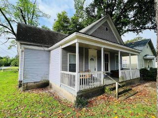 Foreclosed Home - 324 COLTON AVE, 31792