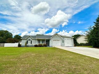 Foreclosed Home - 2020 ORIOLE WAY, 31793