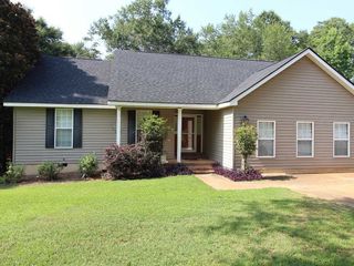Foreclosed Home - 176 BRIARWOOD DR, 31806