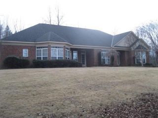 Foreclosed Home - 832 Crest Line Drive, 31829