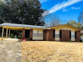 Foreclosed Home - 1933 WELLBORN DR, 31907