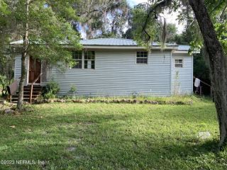 Foreclosed Home - 377 SW TULAROSA LN, 32025