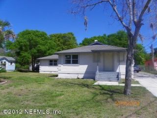Foreclosed Home - 2115 FLORIDA AVE, 32034