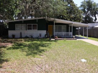 Foreclosed Home - 804 N PINE AVE, 32043