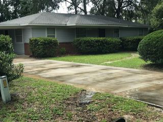 Foreclosed Home - 361542 PINE ST, 32046