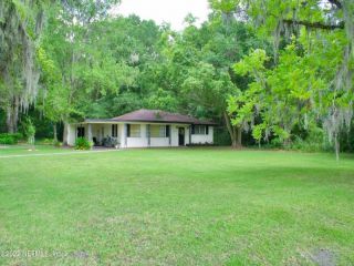 Foreclosed Home - 22403 SE 1ST ST, 32058