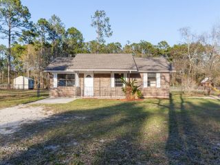Foreclosed Home - 4880 County Road 218, 32068