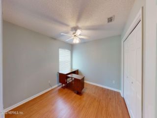 Foreclosed Home - 3185 PEPPERTREE DR, 32068