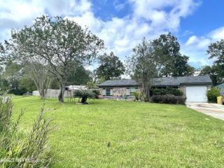 Foreclosed Home - 2627 PINEWOOD BLVD S, 32068
