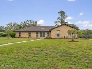 Foreclosed Home - 339 DEVONSHIRE LN, 32073