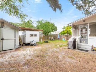 Foreclosed Home - 10 POINCIANA AVE, 32084