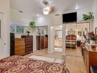 Foreclosed Home - List 100688107