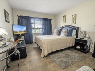 Foreclosed Home - List 100705282