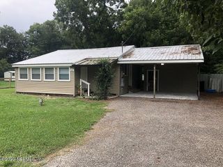 Foreclosed Home - 3264 NE 179TH ST, 32091