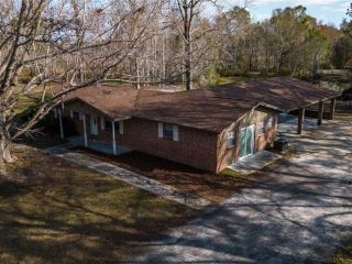 Foreclosed Home - 9641 SE STATE ROAD 100, 32091
