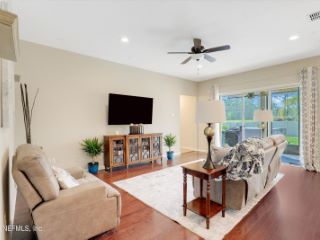 Foreclosed Home - List 100771345