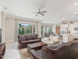 Foreclosed Home - List 100759659
