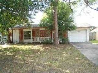 Foreclosed Home - 1428 Sunland Rd, 32114