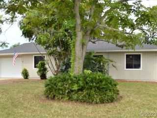 Foreclosed Home - 3319 VICTORY PALM DR, 32141