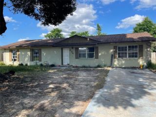 Foreclosed Home - 995 HIBISCUS ST, 32159