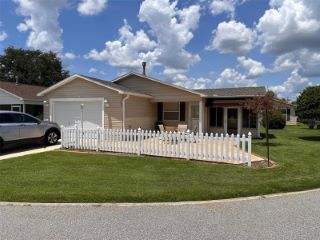 Foreclosed Home - 965 PINEWOOD PL, 32162