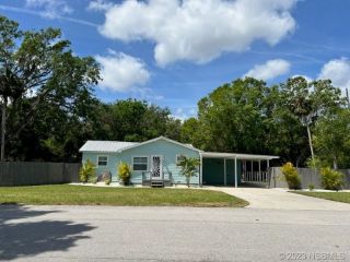 Foreclosed Home - 220 W PINE AVE, 32168