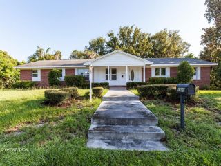 Foreclosed Home - 1400 Hargrove St, 32177