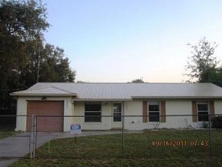 Foreclosed Home - 11605 SE 129TH LN, 32179