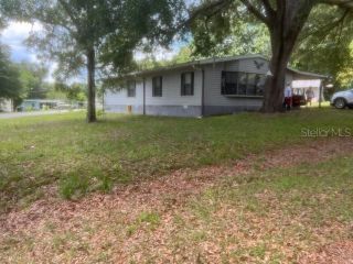 Foreclosed Home - 16162 SE 15TH ST, 32179