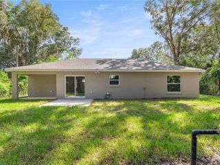Foreclosed Home - 17423 SE 35TH LN, 32179