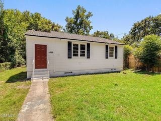 Foreclosed Home - 3336 MYRA ST, 32205