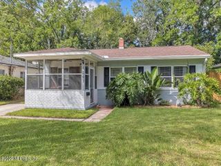 Foreclosed Home - 1247 RENSSELAER AVE, 32205