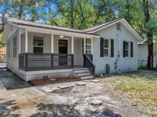 Foreclosed Home - 3018 MYRA ST, 32205