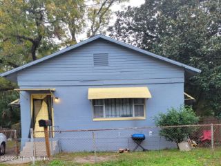 Foreclosed Home - 1506 E 27TH ST, 32206