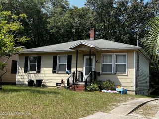 Foreclosed Home - 1625 E 16TH ST, 32206